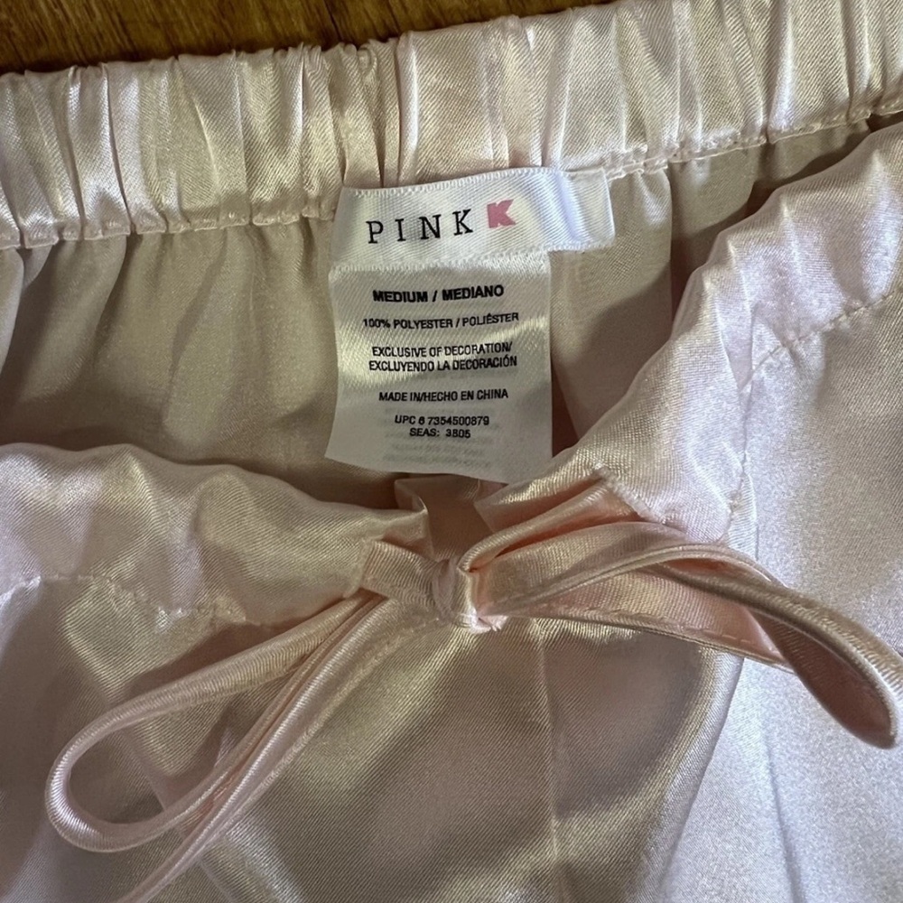 Pink K Vtg Light Pink Pajama Set
Sz S - Picture 3 of 5